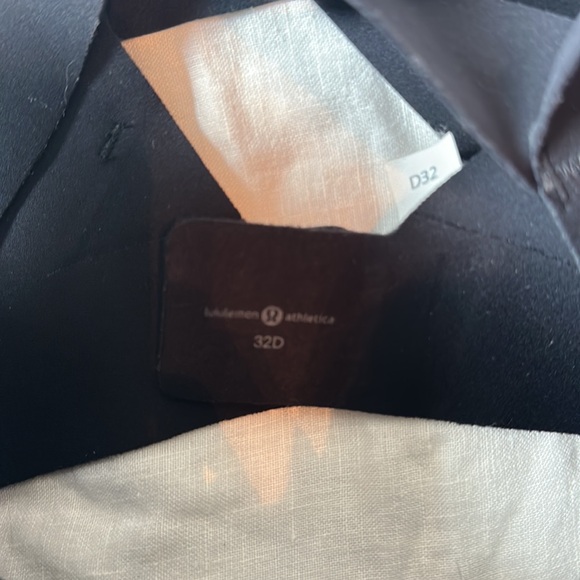 Lululemon Sports Bra - Picture 3 of 3